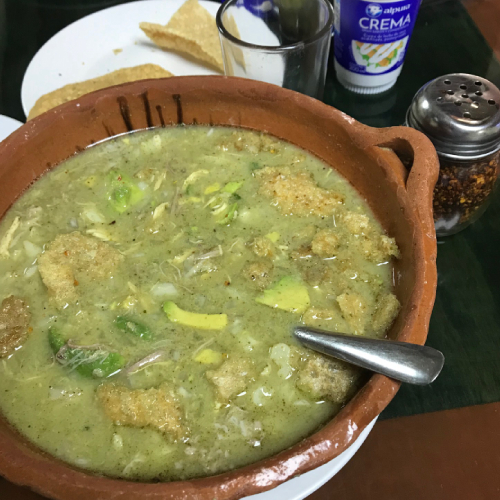 El Pozole de Moctezuma, uno de los mejores pozoles estilo guerrero en la CDMX