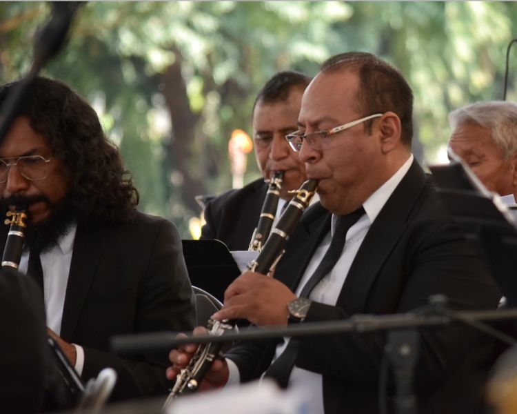 La Banda Sinfónica de la Ciudad de México celebra 120 años con un concierto inolvidable en Xochimilco