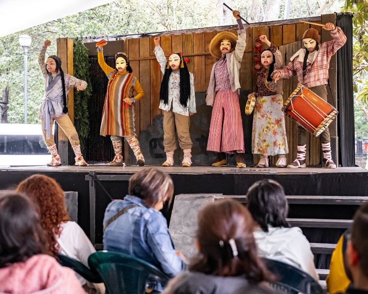 El gran teatro del mundo llega al CCB: Calderón de la Barca en versión callejera, crítica y contemporánea