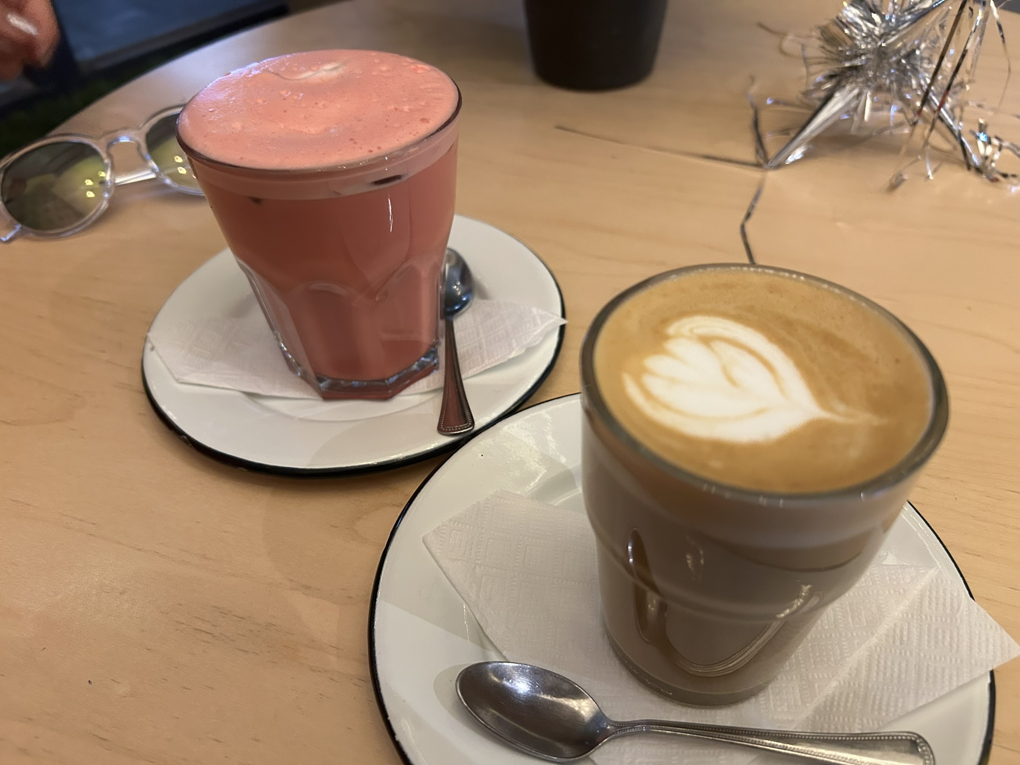 Cafemanía: videodanza sobre el placer (y la adicción) al café se estrena en redes del CEPRODAC