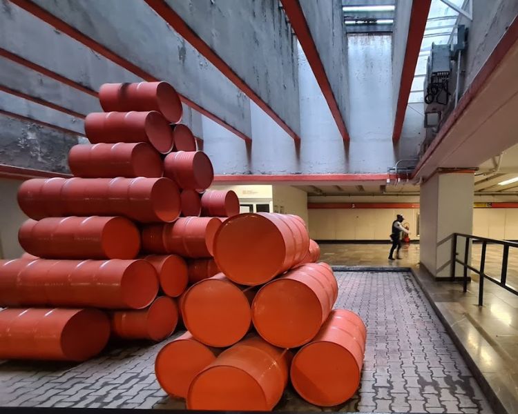 Metro Instituto del Petróleo: Donde la Ciencia y la Conexión se Encuentran