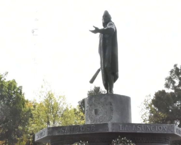 Monumento a Cuitláhuac, un homenaje en el mero corazón de Iztapalapa