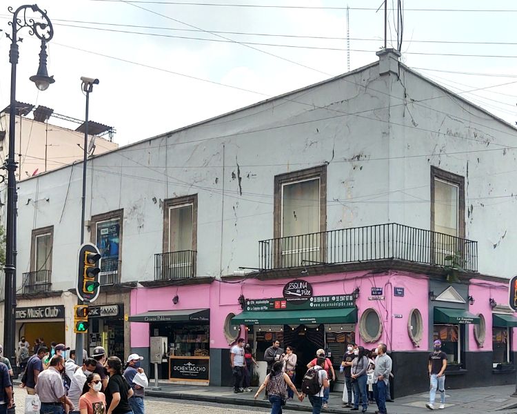 Casa de los Marqueses de Uluapa, historia, encanto y buen sabor en el Centro Histórico