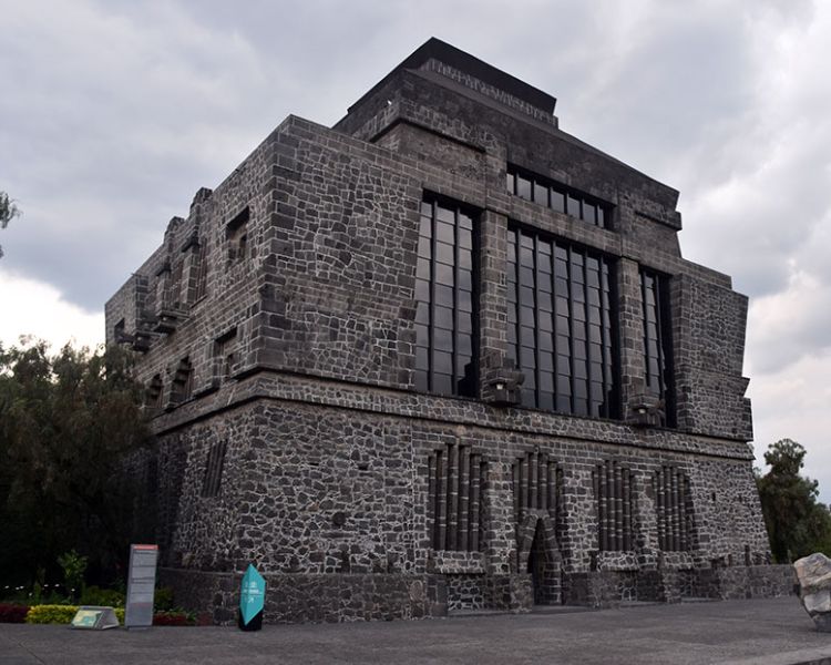 Museo Anahuacalli presenta exposición contemporánea inspirada en la colección de Diego Rivera