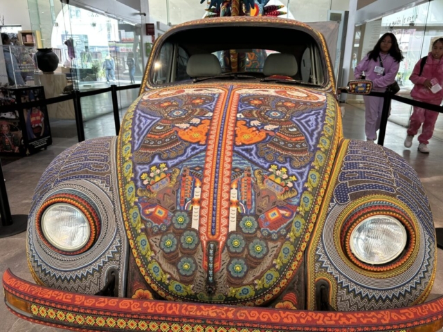 vochol-arte-huichol-museo-arte-popular-centro-historico-ciudad-mexico-cdmx_1