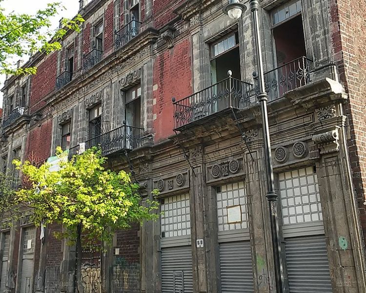 Palacio del Conde de Regla, un vestigio de grandeza en el Centro Histórico
