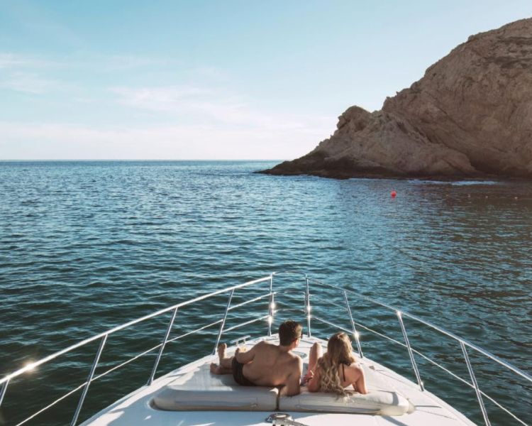 Velas Resorts transforma las propuestas de matrimonio en experiencias astronómicas frente al mar