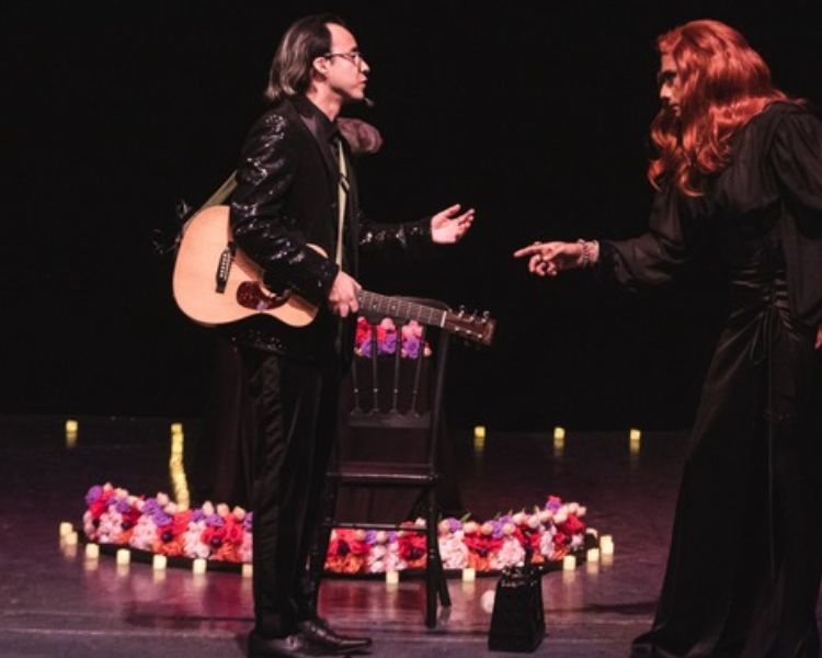 El velorio de mi madre: Una celebración de la vida, la muerte y la diversidad en Teatro El Granero