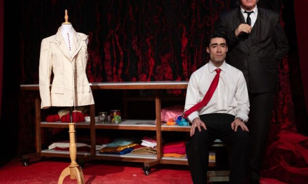 Abraszarte, una historia donde la moda se convierte en acto de amor y redención en el Foro La Gruta (Centro Cultural Helénico)