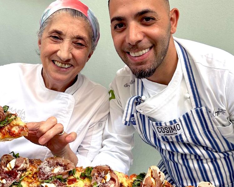 Daniele Gagliotta llega a Cosimo Pizzería con un festín de pizza romana