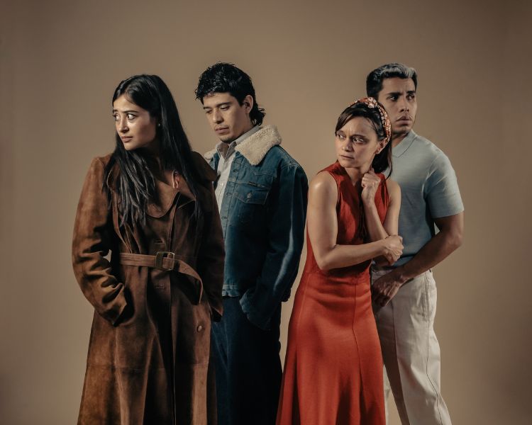 Gaspar y Violeta: Un drama de resistencia y memoria histórica en el Teatro Helénico