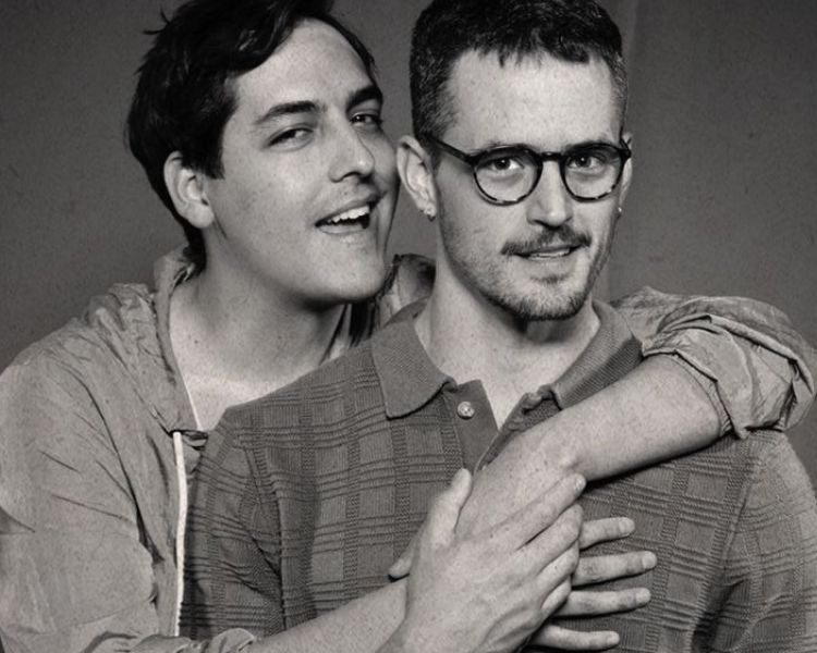 Manual Básico de Lengua de Señas para romper corazones: Una comedia romántica LGBTIQ+ que derrumba barreras de comunicación en La Teatrería
