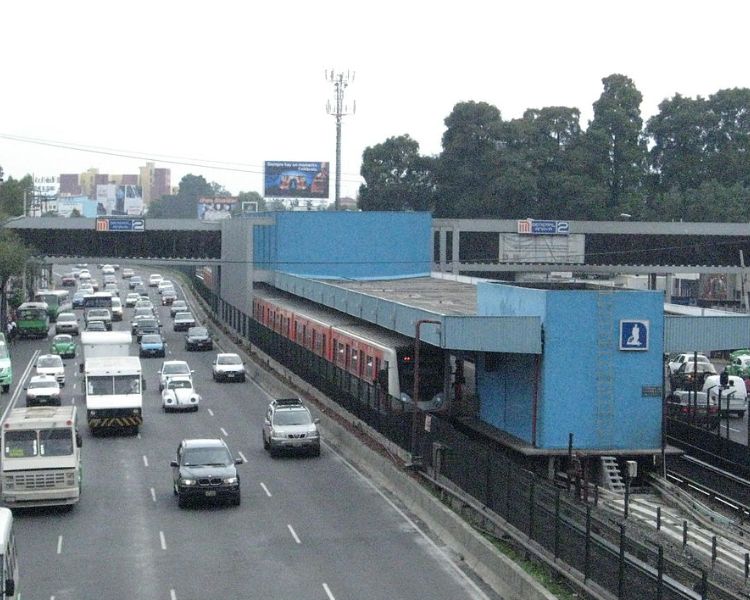 Metro General Anaya, un homenaje al Héroe de la Batalla de Churubusco