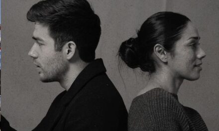 Nuestro propio mundo: Un drama que explora el amor y la supervivencia en tiempos de incertidumbre en La Teatrería