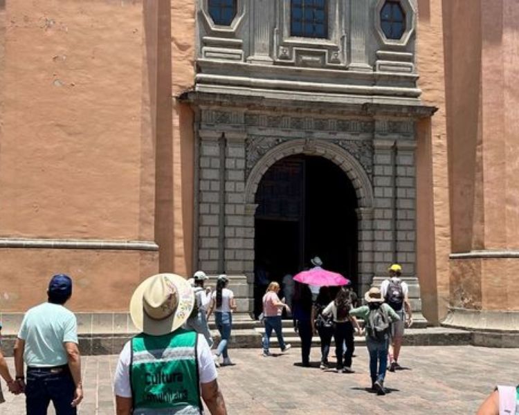 Tacubaya a través de su memoria viva: crónica de un recorrido histórico y comunitario