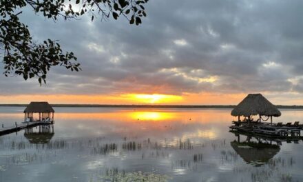 Bacalar, un paraíso con la laguna de los siete colores en Quintana Roo