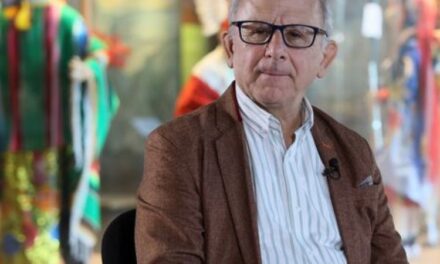 Diego Prieto Hernández recibe la Medalla Valentín Gómez Farías por su labor en la preservación del patrimonio cultural de México