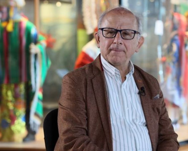 Diego Prieto Hernández recibe la Medalla Valentín Gómez Farías por su labor en la preservación del patrimonio cultural de México