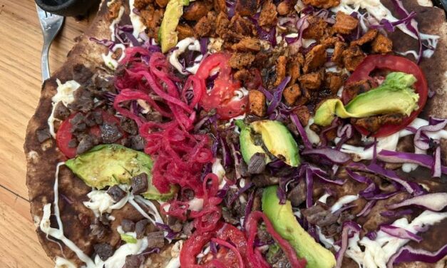 La Secina, un paraíso de cecina, tlayudas y mezcal en la Narvarte