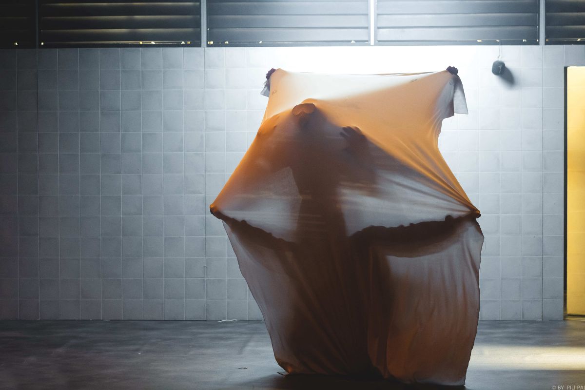 C19: Danza contemporánea que honra a los héroes invisibles de la pandemia en el Teatro Helénico
