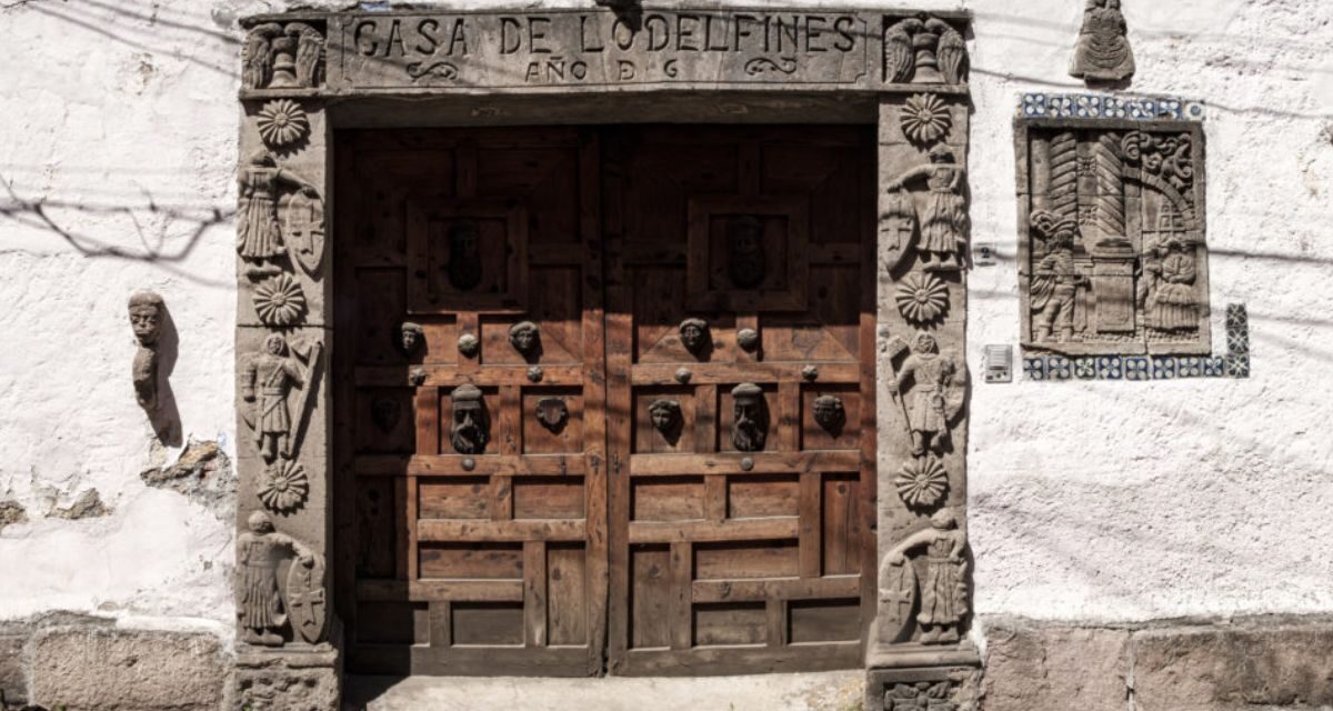 La Casa de los Delfines, una joya virreinal de leyendas marinas y poesía revolucionaria en San Ángel