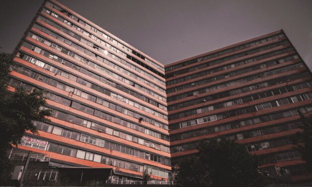 Condominio Insurgentes 300, historia, misterio y arquitectura del icónico edificio Canada olvidado en la colonia Roma
