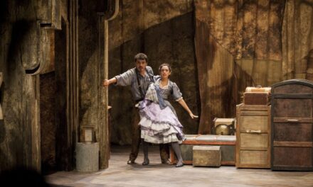 El Hilador regresa al Teatro Helénico: humor negro, fantasía y una historia de amor poco convencional