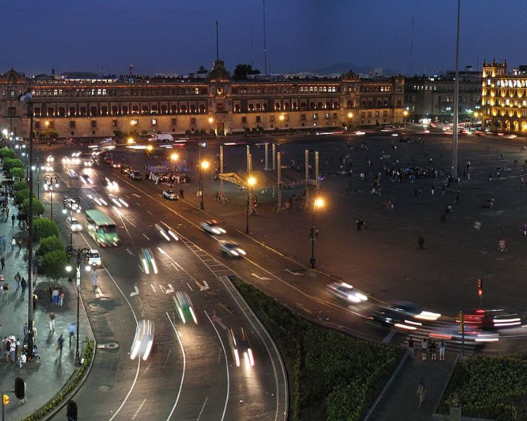 El Zócalo de la Ciudad de México, el corazón político, histórico y cultural del país