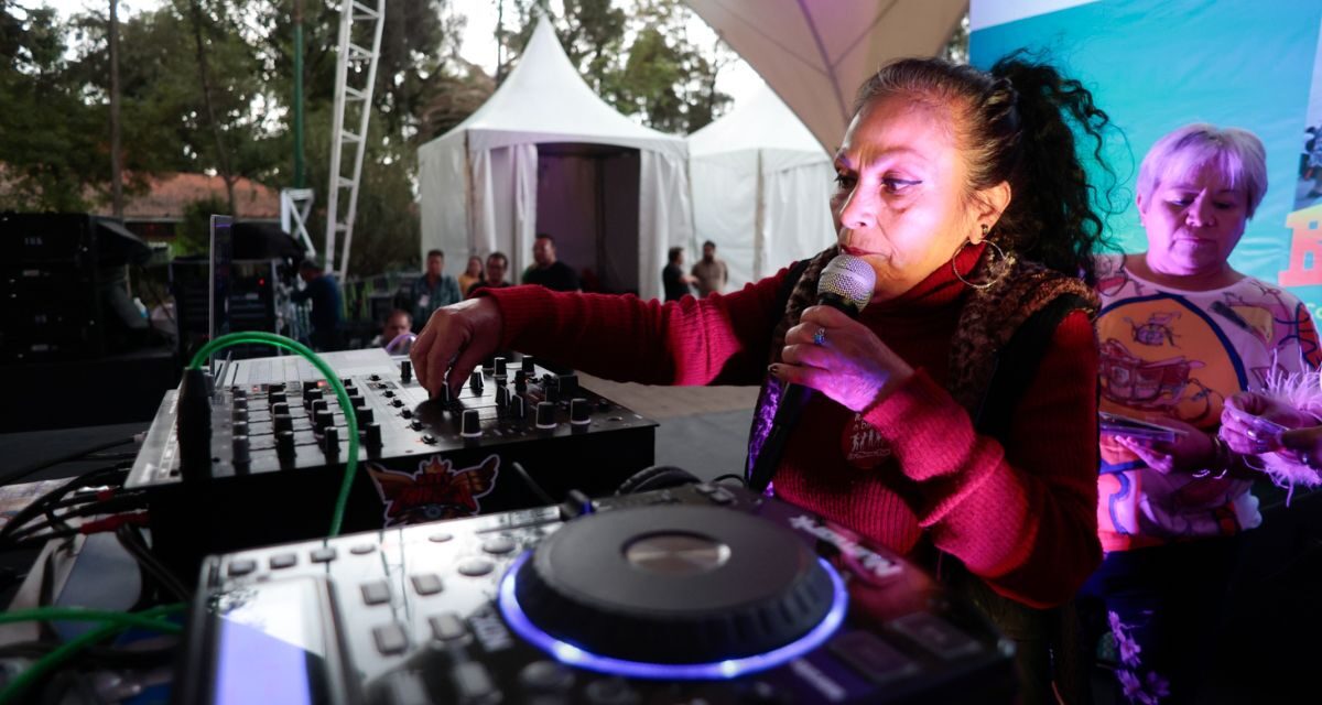 Amplificadas: Mujeres Sonideras al Frente de la Cultura Popular en CDMX