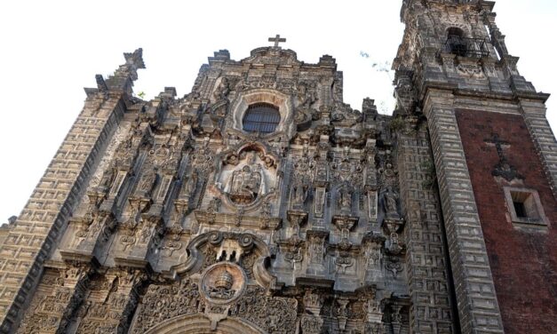 Iglesia de la Santísima Trinidad (La Santísima), una joya barroca hundida que resiste el paso del tiempo en La Merced