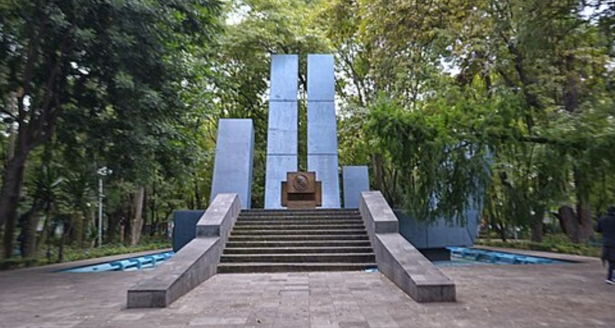 Parque España, un rincón de historia, arquitectura y vida cotidiana en la Condesa