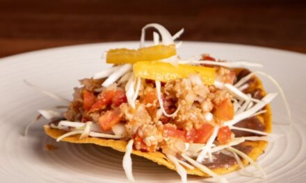 Chilaquiles y tradición mexicana el desayuno que nunca pasa de moda en Testal
