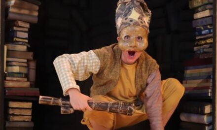 Trigal de luciérnagas: teatro poético y femenino que ilumina el Helénico