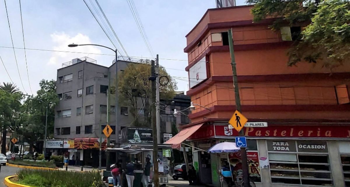 Pilares, descubre el origen colonial de la calle de la Del Valle