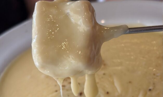 Küh Cocina Suiza, pizza, fondue, rösti, raclette y otras delicias europeas en San Ángel