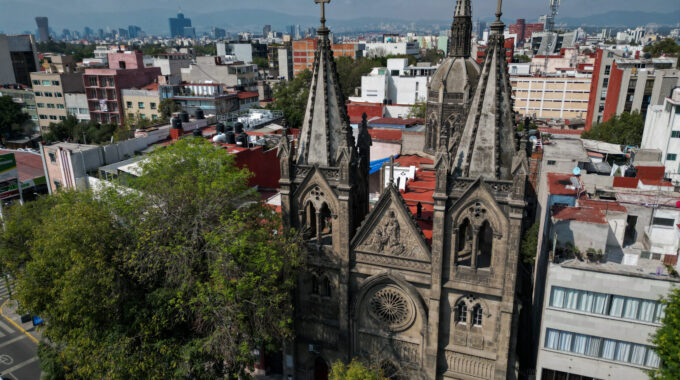 San Valentín en CDMX con un concierto romántico de Mozart y Tchaikovsky en la Parroquia de Nuestra Señora del Rosario (Colonia Roma)