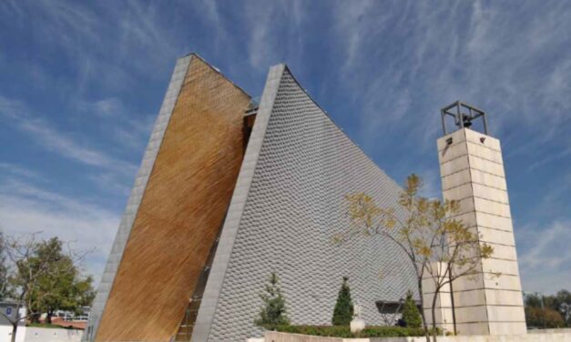 Parroquia San Josemaría Escrivá un ícono de arquitectura moderna en Santa Fe