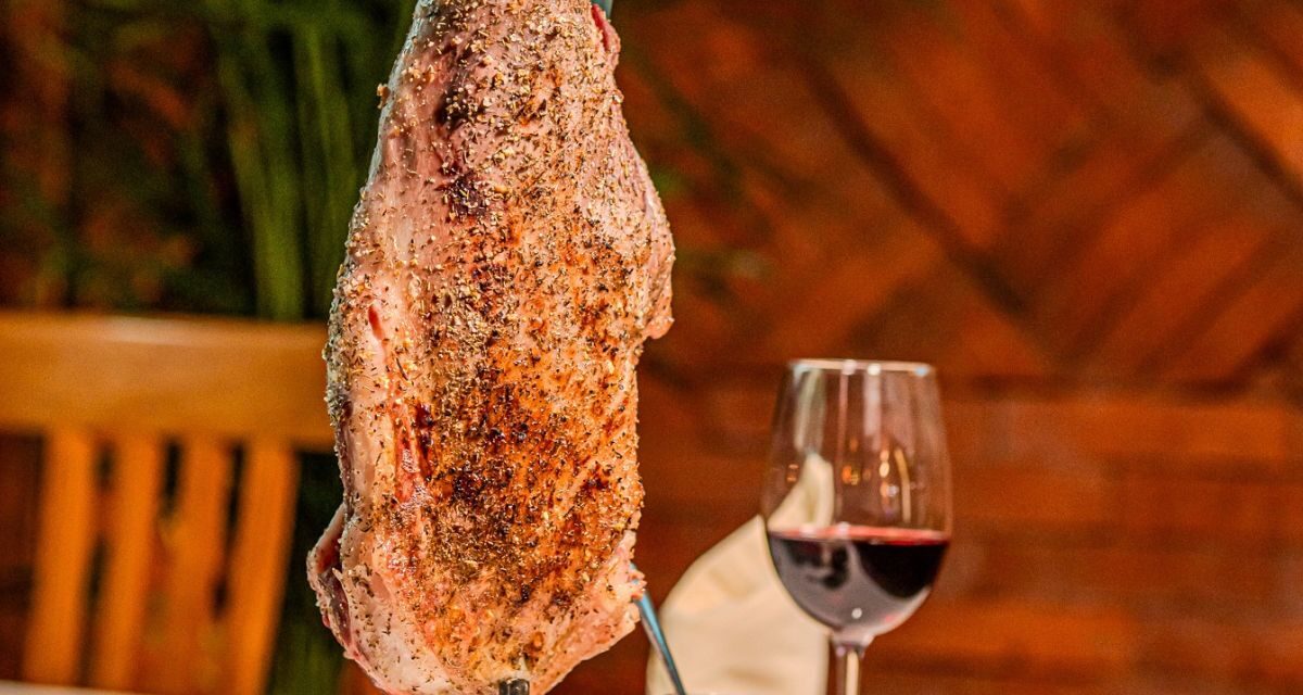 San Valentín entre brasas y vino en Sal e Brasa