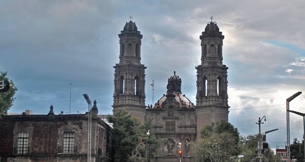 Templo de San Hipólito y Casiano, un rincón de historia y adoración a San Judas Tadeo en el Centro Histórico