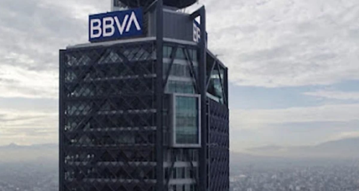 Torre BBVA, el rascacielos que dialoga con el bosque y la Ciudad
