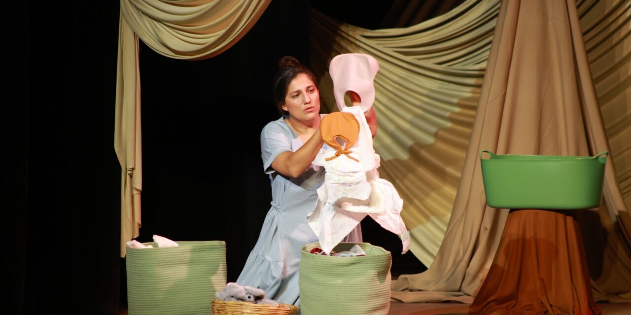 Con piel de ballena llega a CDMX con teatro sobre maternidad autónoma entre humor y emoción
