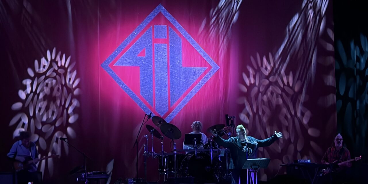 Así se vivió una noche de fuerza y nostalgia con PiL (Public Image Ltd.) en el Auditorio BB